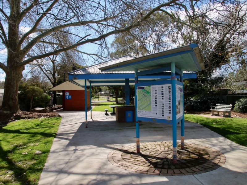 Violet Town Heritage Walk Walking Maps