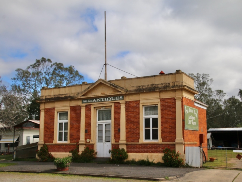 Violet Town Heritage Walk Walking Maps
