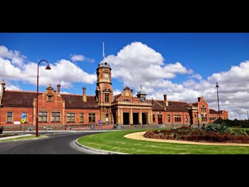 Maryborough Discover rich history Walking Maps